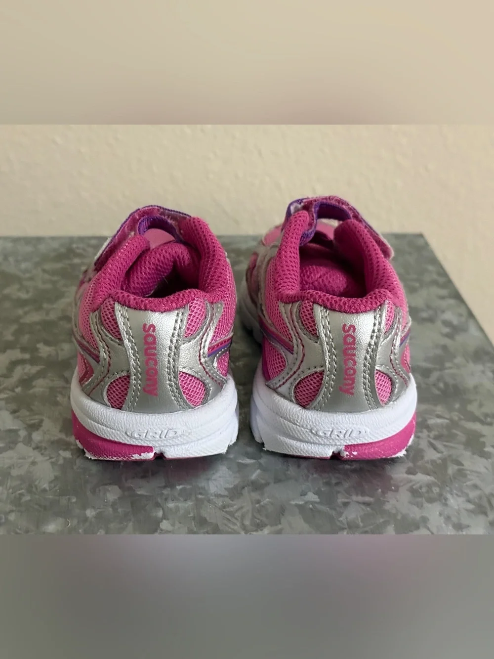 Saucony Ride Kids' Pink Athletic Sneakers, Size 7